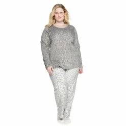 Plus Size Croft & Barrow® Velour Long Sleeve Pajama Top & Pajama Pants Set