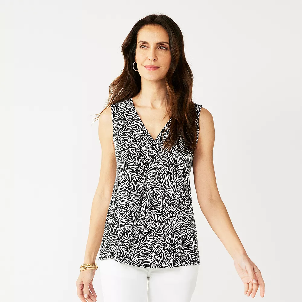 Women's Croft & Barrow® Pleated V-Neck Tank - Image 4